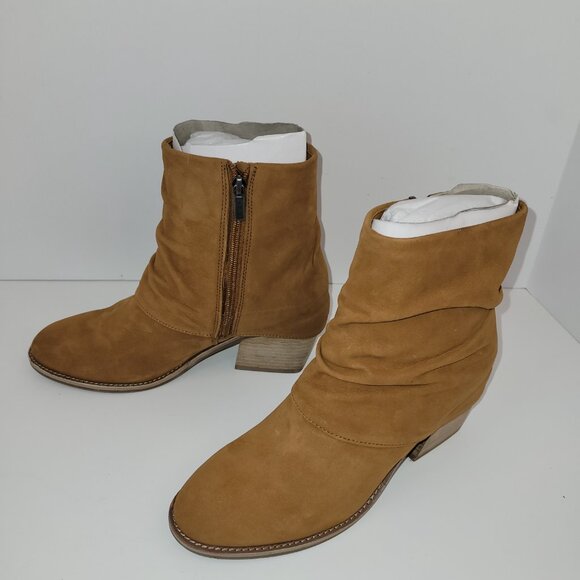 NWT Earth Savvy Block Heel Ruched Casual Booties Medium Brown Women's Size 9M - Picture 2 of 12